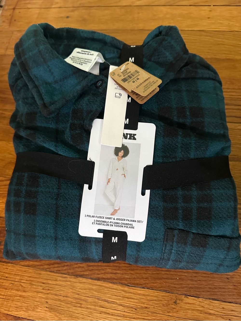 Victoria’s Secret PINK Women’s Teal and Black Plaid Fleece pajama set - M